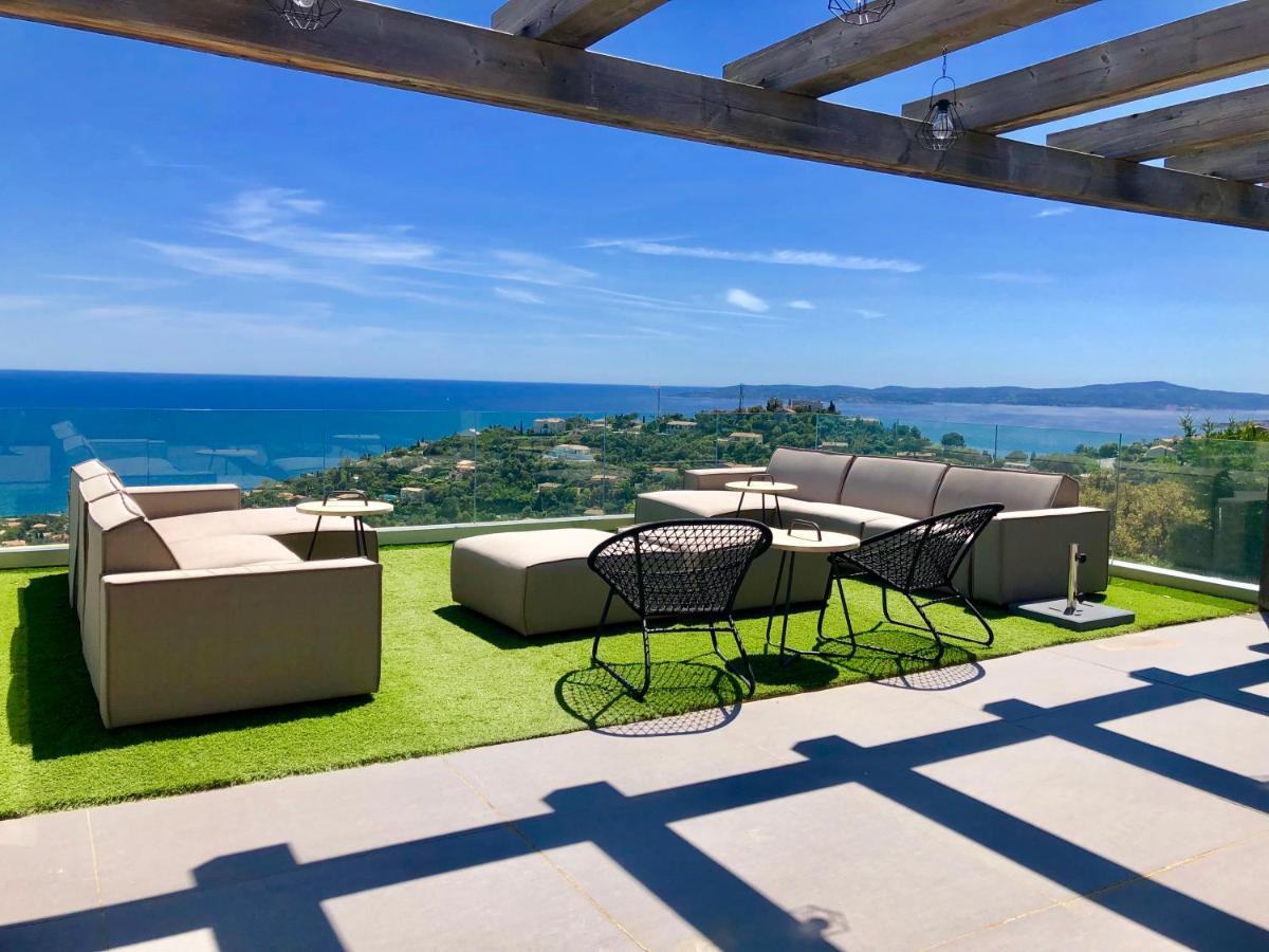 Vue Panoramique Sur La Baie De St Tropez Villa Ле Исамбр Екстериор снимка